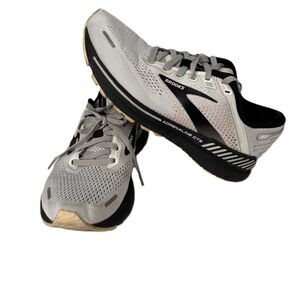 Brooks Adrenaline GTS 22 Women Running Shoes Sneakers Gray Black Size 8.5